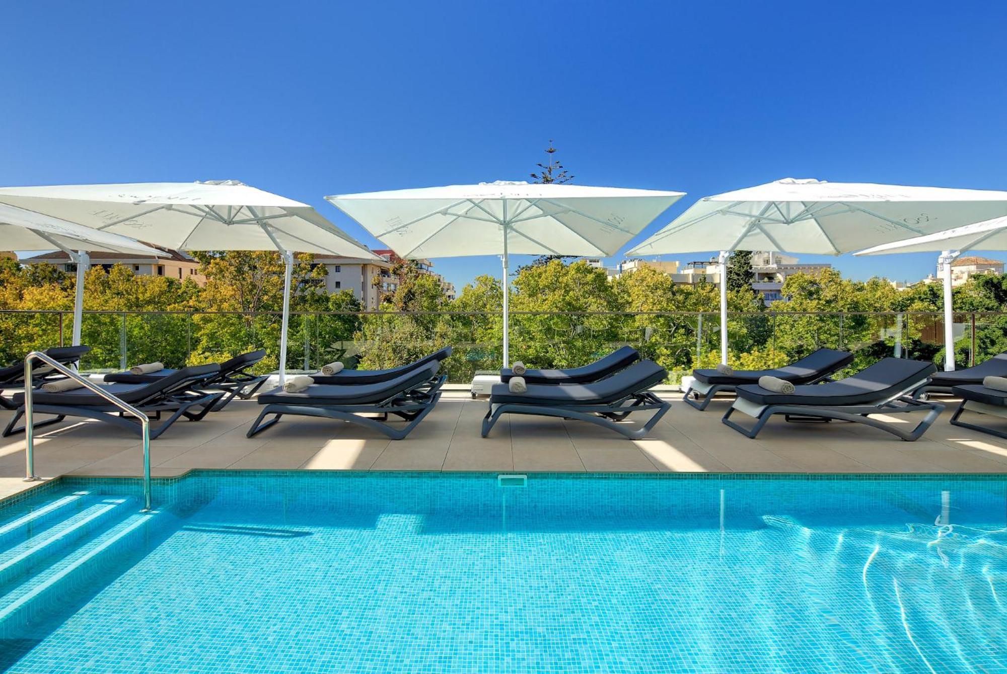 4 Hoteles de 4 Estrellas que Debes Conocer cerca del Obispado de Málaga