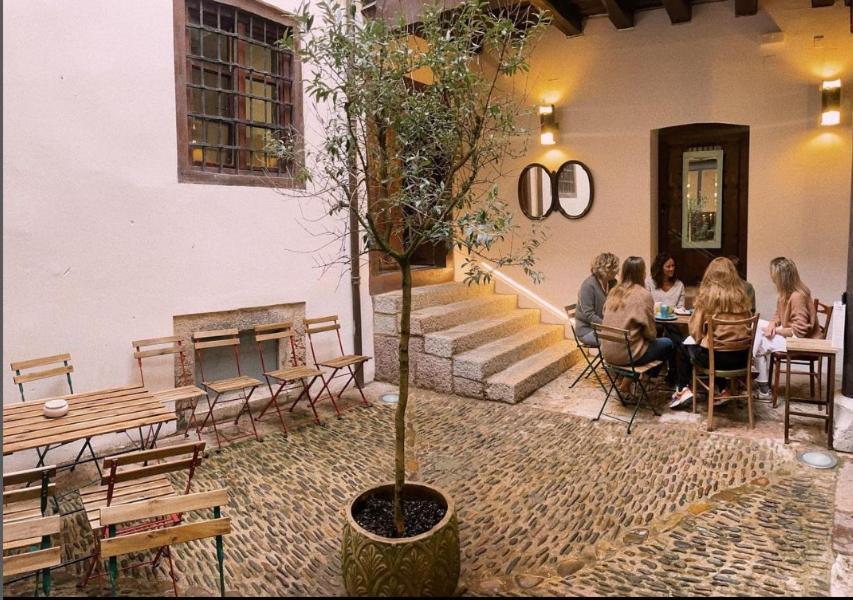 6 Hoteles Económicos cerca del Convento de San Marcos en León