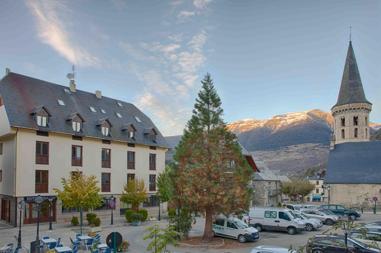 8 Hoteles Baratos en Betrén: Los Más Cerca de Testigos Cristianos de Jehová