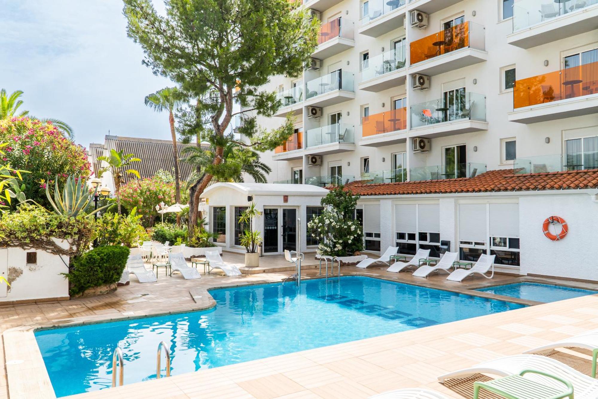 4 Resorts cerca de Aquarama Benicàssim con Piscina y Playa
