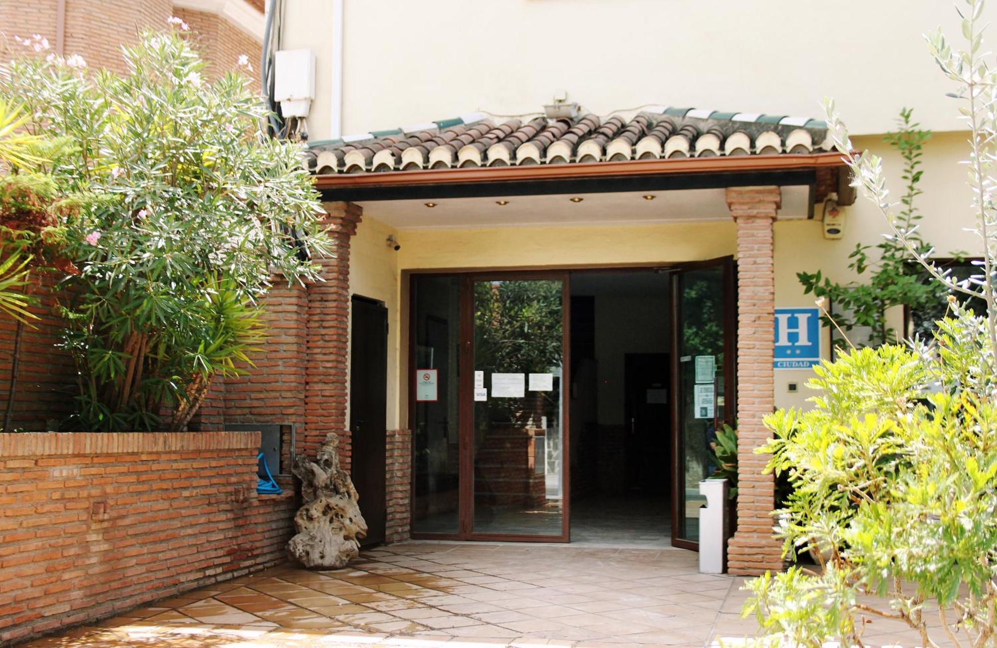 4 Hoteles en Granada que Vale la Pena Reservar